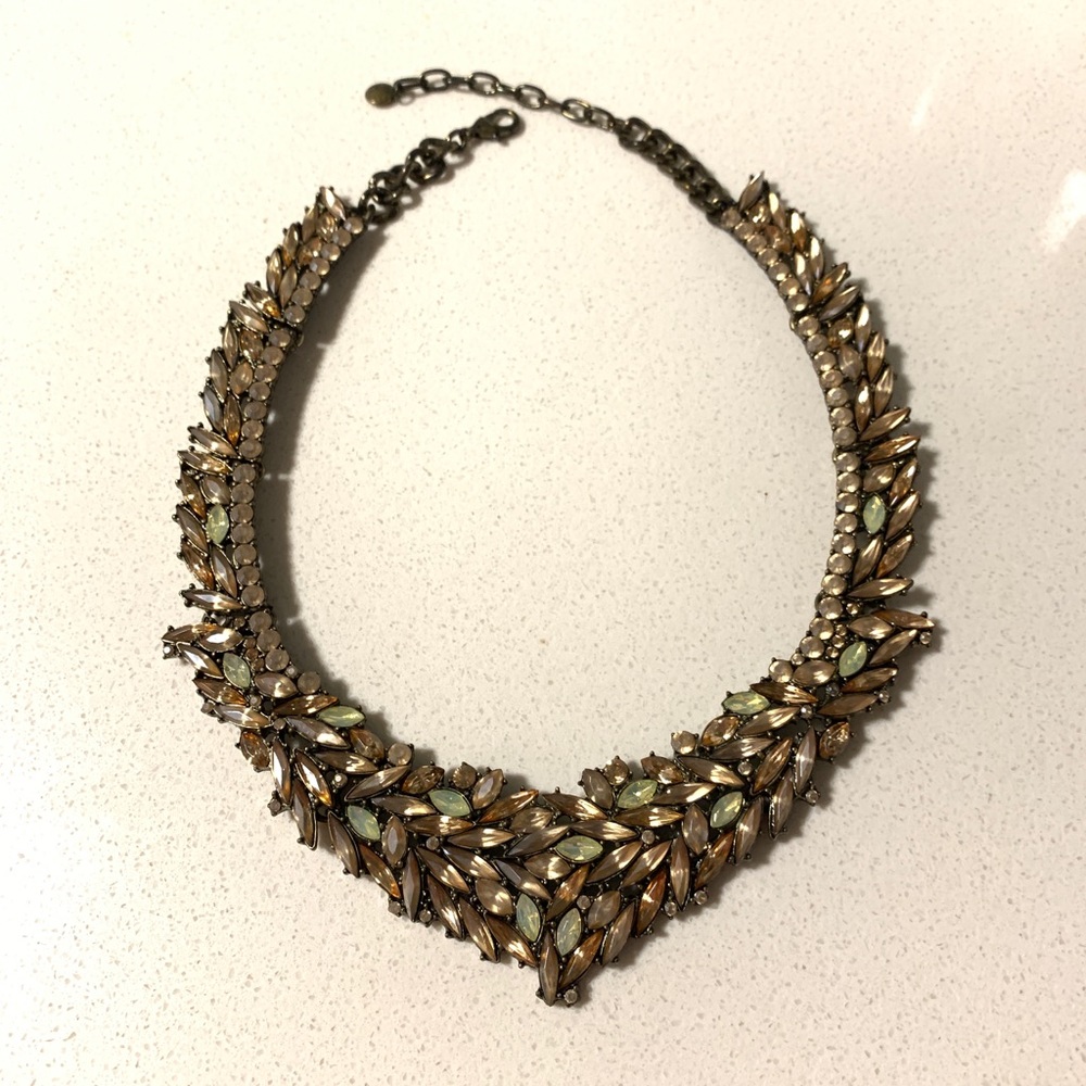 ORNATE PEACH & LT GREEN NECKLACE